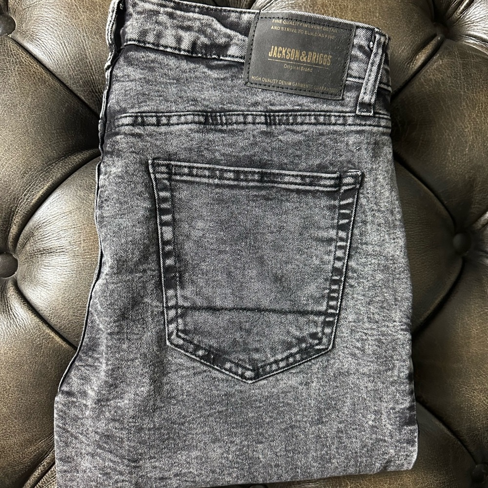 Men's Charcoal Slim Jeans